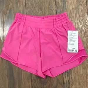 Lululemon Sonic Pink Hotty Hot. High rise, size 6 4inch